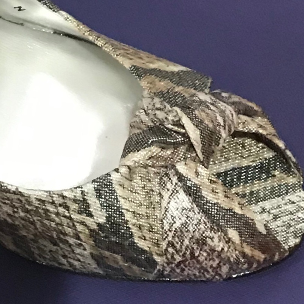 💥NEW💥Stuart Weitzman Tulip Roccia Lame Python 8N - Picture 2 of 8